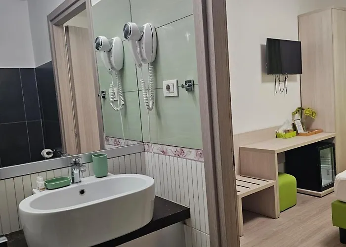 Guest house Dianir 2 4*